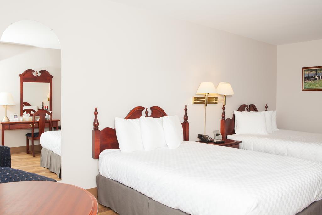 Brackley Beach Northwinds Hotel Bagian luar foto